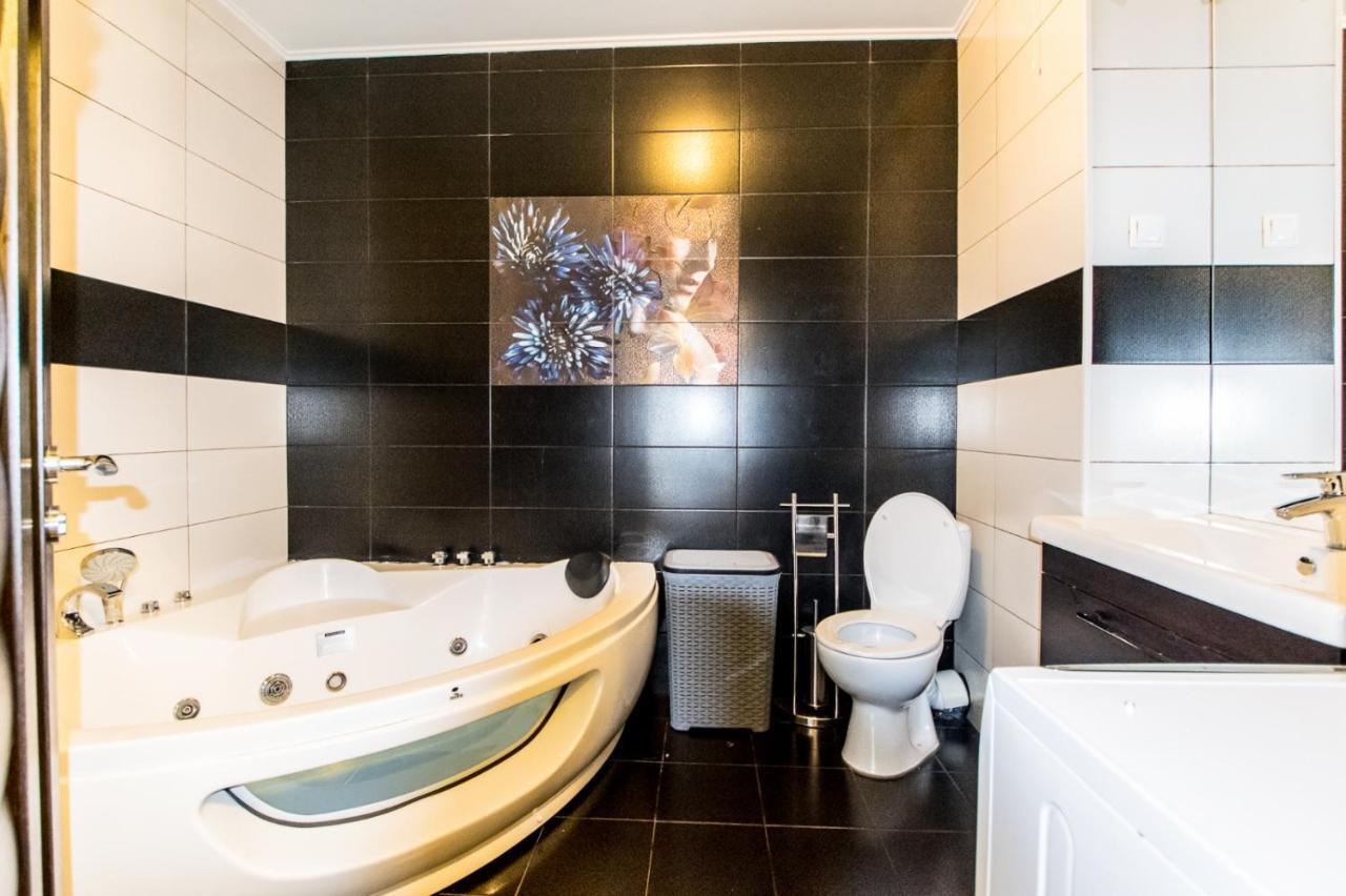 Luxury Hotel Riviera Κλουζ-Ναπόκα Εξωτερικό φωτογραφία